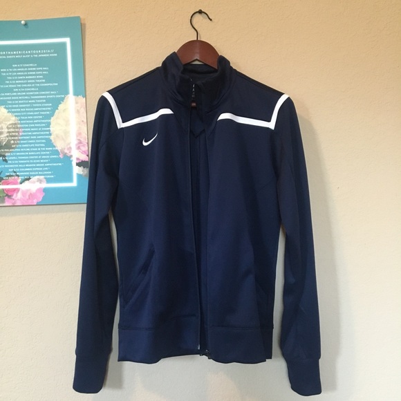 [SOLD] Nike navy blue dri-fit track jacket - Picture 1 of 3